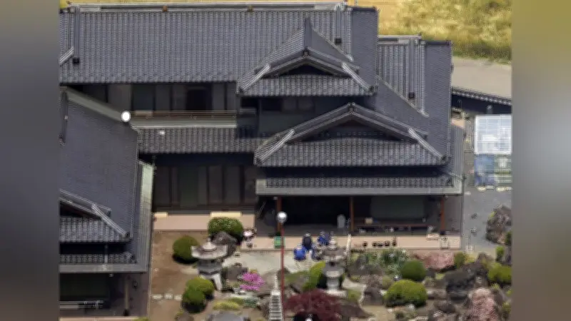 栃木強盗殺人事件で7人目逮捕、18歳少年を職業安定法違反容疑で逮捕