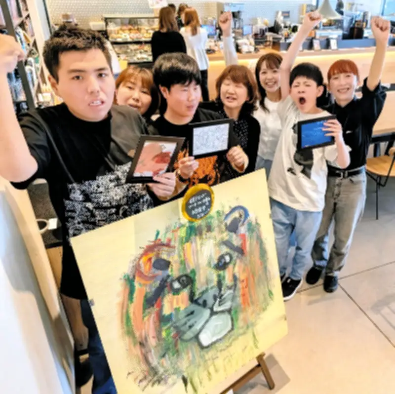 スタバで障害者作家のアート展、群馬県内8店舗で24日まで