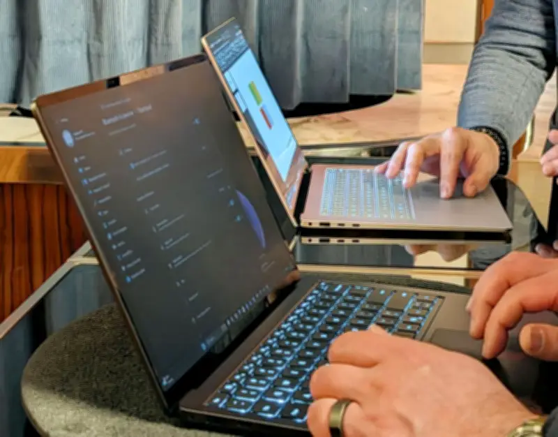 マイクロソフト、AI特化の業務用新型ノートPC「サーフェス」発売