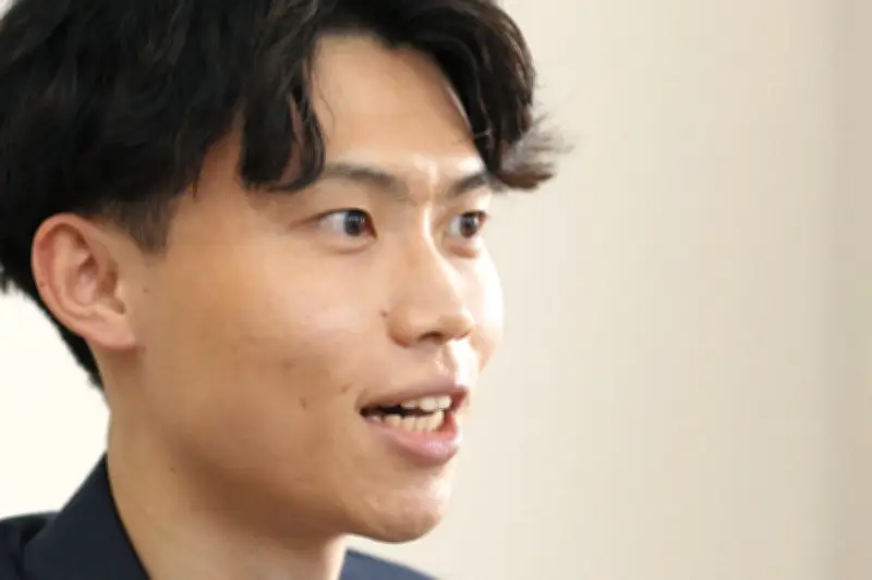言葉の力で世界の架け橋に　多言語ユーチューバー・カズ・ランゲージズさんの挑戦