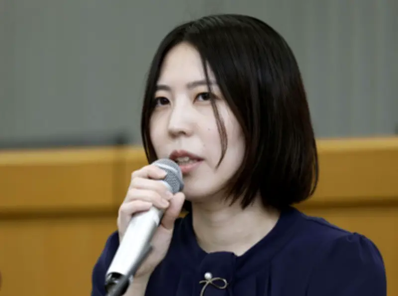 福間香奈女流五冠、将棋連盟の規定見直し報告に「不安拭えず」