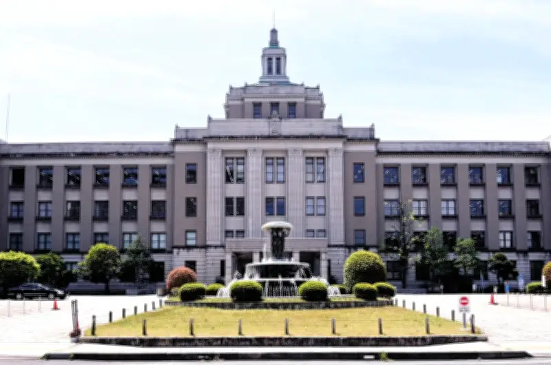 滋賀県職員、部下に「ニワトリ」「小学生レベル」と侮辱で停職処分