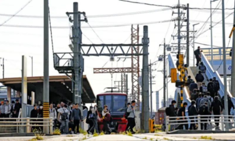 通勤専用駅？名鉄築港線・東名古屋港駅、潮風と重油の匂いが漂う終着駅の日常