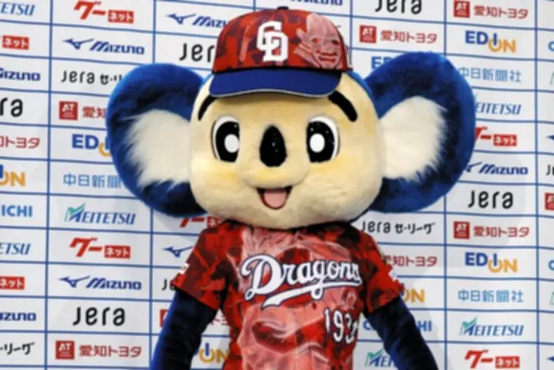 中日ドラゴンズ、昇竜ユニホーム第３弾は織田信長デザイン　ドアラも「燃えています」