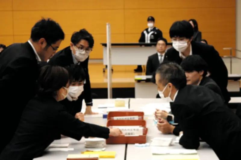「まんじゅうや」票の有効無効で分かれた判断 茨城・神栖市長選の舞台裏