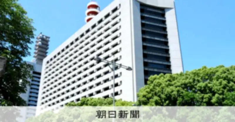 警官が軽トラックに発砲、急発進の男を公務執行妨害容疑で逮捕
