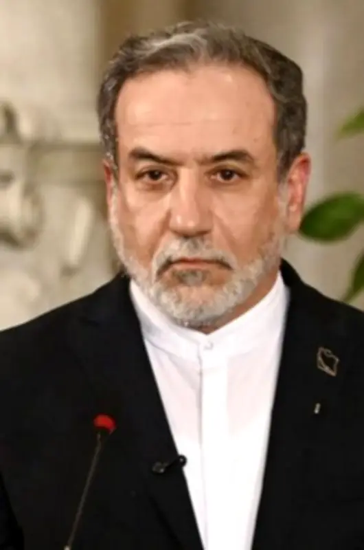 イラン外相、クウェートの船舶攻撃を非難 即時解放要求 湾岸諸国との緊張激化