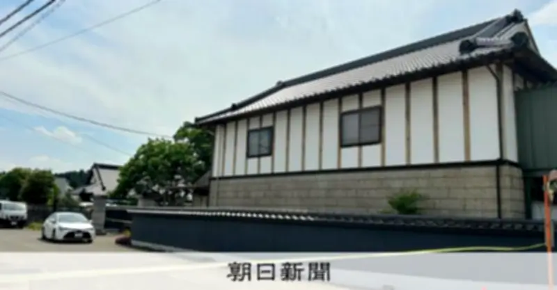 栃木・上三川町の民家に強盗、住人女性死亡 長男と次男も負傷