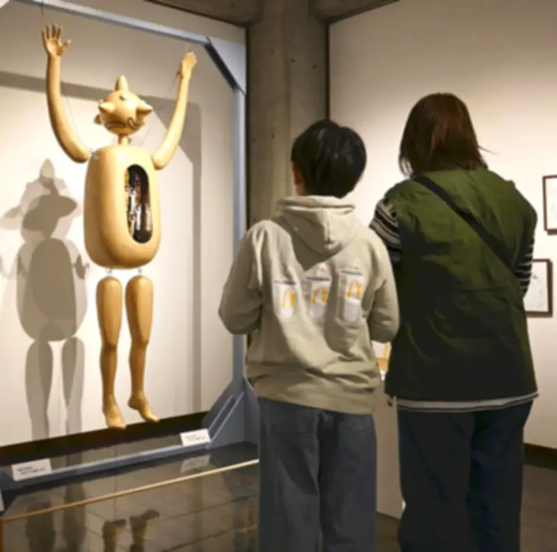 英国自動人形展でスプーナー新作を公開 本宮市ふれあい美術館