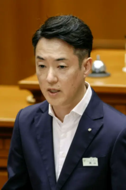 大阪市、都構想法定協案提出 吉村知事の去就が焦点に