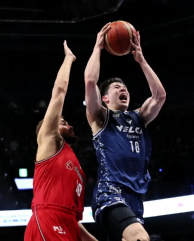 ＢリーグＣＳ準決勝、長崎と琉球が先勝 初優勝目指す長崎が千葉Ｊに競り勝つ