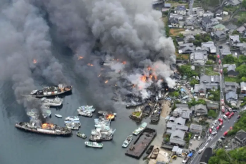 広島・呉市の船舶解体現場火災を鎮圧、避難指示を解除