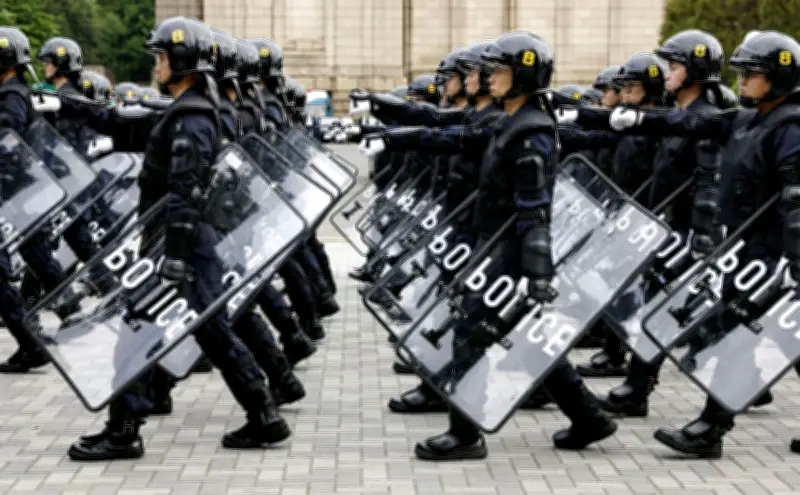 警視総監、機動隊観閲式で「確固たる実力不可欠」と訓示