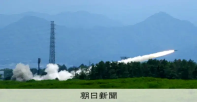 米軍が東富士演習場で国道越えロケット砲訓練、地元から懸念の声