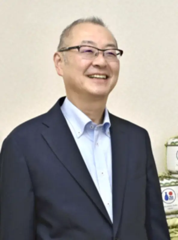 福島県田村市で桜と菜の花の競演、観光客で賑わう