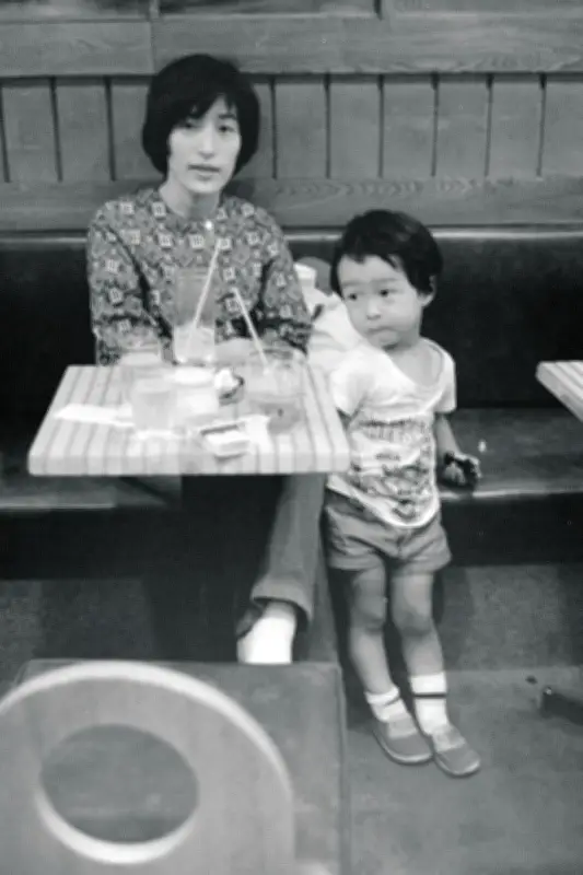 高田漣が語る東京・吉祥寺の思い出と猫、父と母の記憶