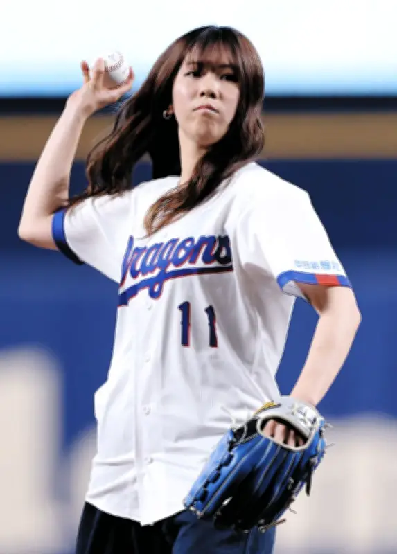 スノーボード金メダリスト深田茉莉、バンテリンドームで始球式に挑戦