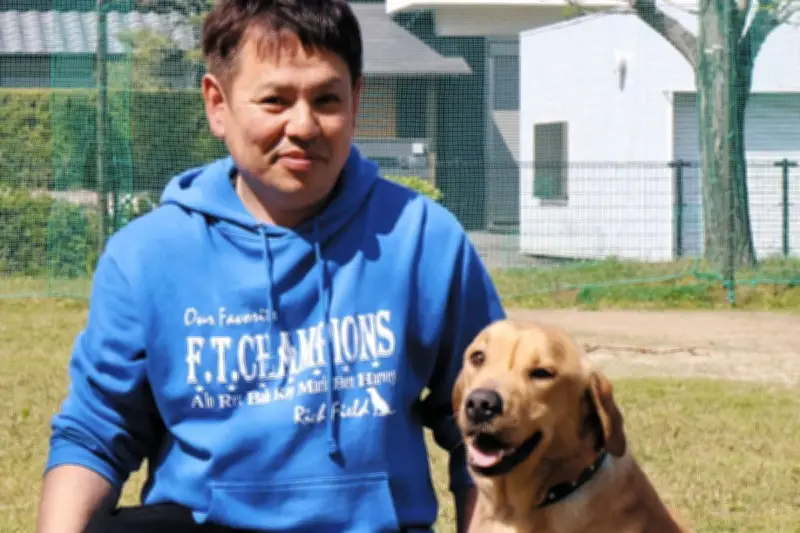 岐阜県警に「鼻の捜査官」デビュー　ラブラドールのレックス、臭気選別で才能発揮