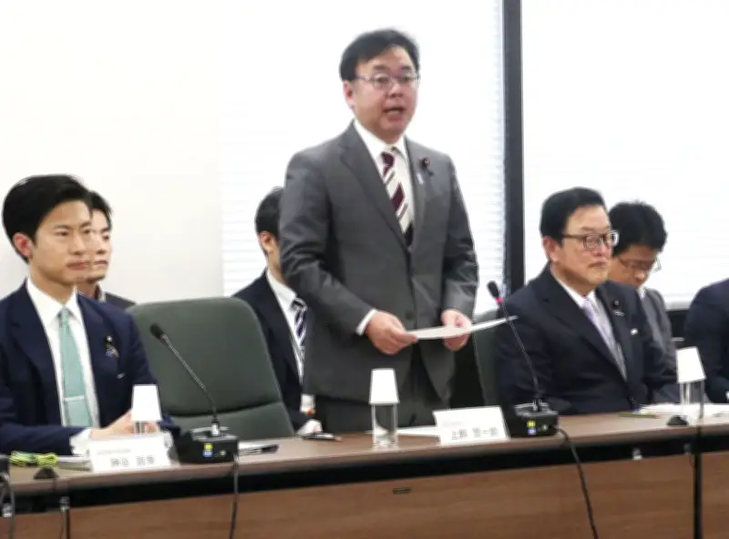 政府、労基署の残業指導見直しへ 成長戦略に反映方針
