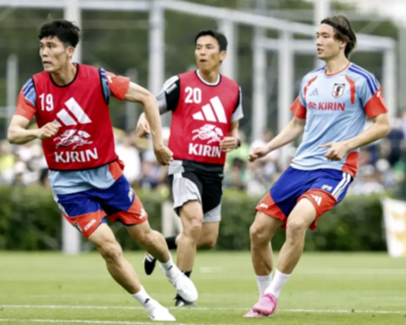 サッカー日本代表、遠藤ら合流し千葉で調整 アイスランド戦へ