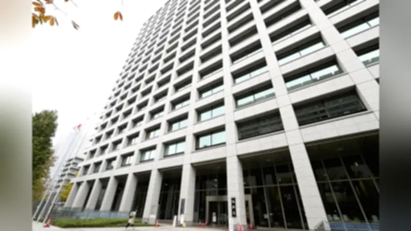 ４月の完全失業率２．５％、前月比０．２ポイント改善