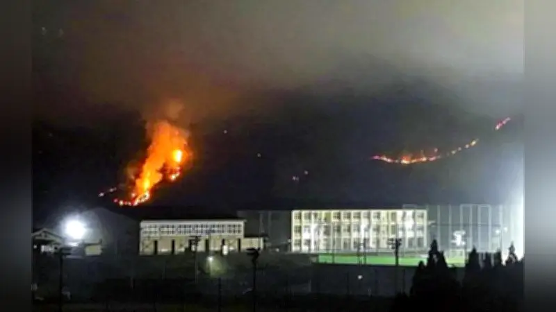 岩手・大槌の山林火災、発生３８日目に鎮火宣言 町長「森林再生へ取り組み」