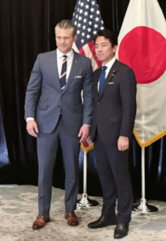 小泉防衛相、米国防長官と会談 ミサイル共同生産推進へ協議