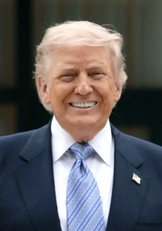 イラン、トランプ氏投稿を批判　ホルムズ海峡巡り神経戦続く