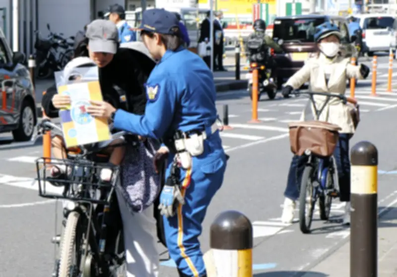 自転車青切符導入で効果、検挙・警告・事故が減少 千葉県警発表