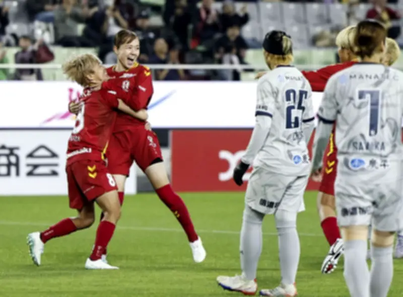 INAC神戸が4季ぶり2度目のWEリーグ優勝、長野に5-1で快勝