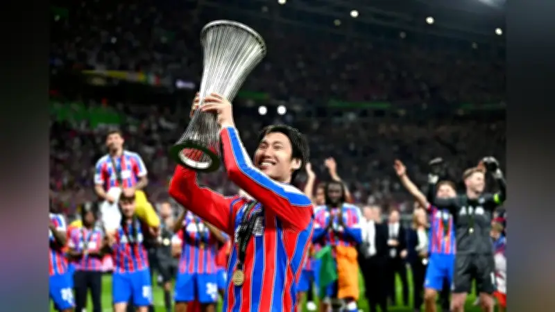 サッカーW杯アジア最終予選、日本代表がオーストラリアに勝利し首位をキープ