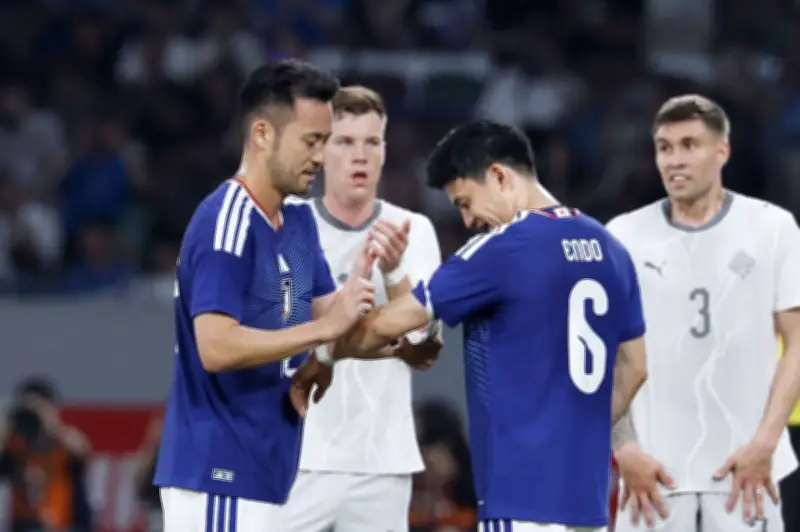 吉田、前回W杯以来の出場 花道通って交代 代表活動に一区切り