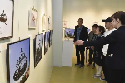 葉っぱ切り絵アーティスト・リトさんの常設美術館、開館２周年で展示室拡張