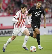 サッカードイツ1部、佐野海舟がフル出場で勝利貢献　鈴木唯人は負傷交代