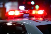 東京・多摩の少女監禁虐待事件、両親と兄2人を逮捕　押し入れに拘束