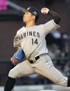 ロッテ・小島が今季初勝利、山口のソロで勝ち越し 楽天は4連敗