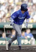 ＤｅＮＡが八回に逆転勝利、度会の２点打で阪神に３－１