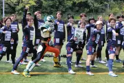 ラブリッジ名古屋に塩分チャージタブレット寄贈、瀬戸大同と陶神オリバーがコラボ