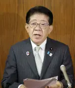 辺野古転覆事故、無登録運航で船長を刑事告発へ　国交相が発表