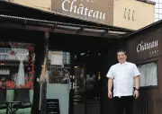 三重・亀山の洋菓子店「シャトー」、特大シュークリームとあんぱんが人気