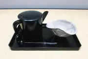 人とモノの関係性に息づく美意識「美を味わう－懐石のうつわと茶の湯」展評