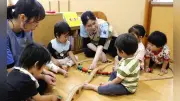 保育士の負担軽減へ補助者やICT活用　働きやすい環境で人材確保