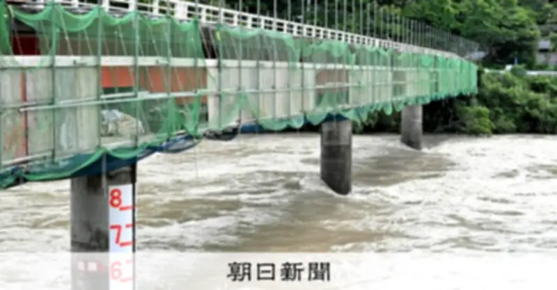 未明に外に出たら「別世界」、和歌山・古座川町でレベル5氾濫特別警報