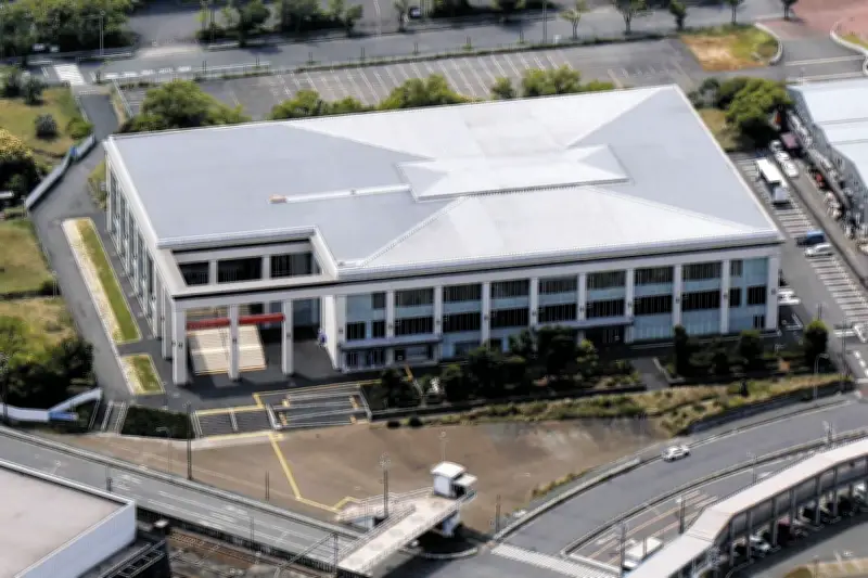 名古屋金城ふ頭アリーナの天井部材落下問題、防護ネット設置工事を5日から開始