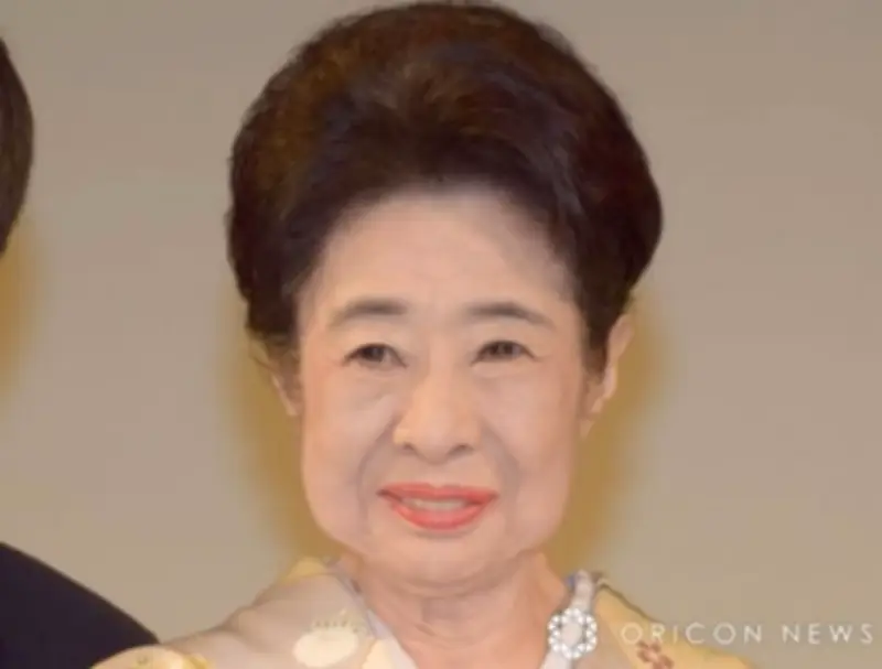 中村玉緒さん死去、86歳 最後のSNS投稿は夫・勝新太郎さんとの2ショット
