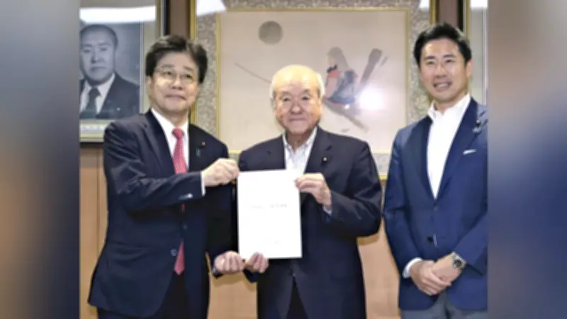 自民党、次期衆院選公約に「憲法改正」明記へ 党内論議本格化