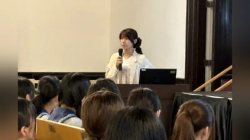 日本女子大キャンパス見学、聖和学院の生徒が先輩から大学生活を学ぶ