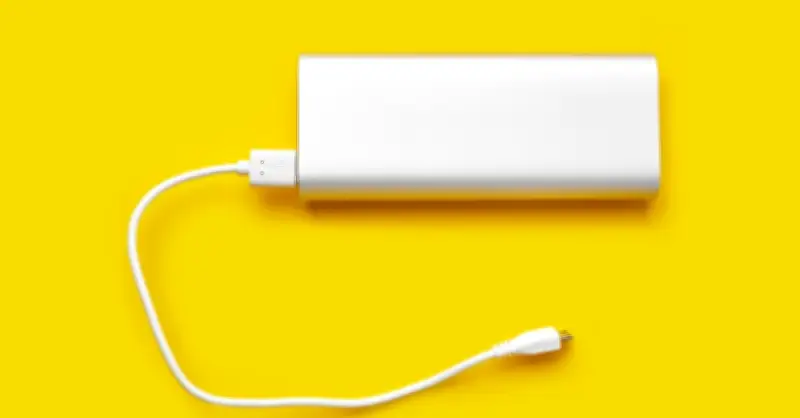 モバイルバッテリー、代わりに借りて…そのまま持ち逃げする詐欺的構造に注意！ユーザーが取れる対策は？