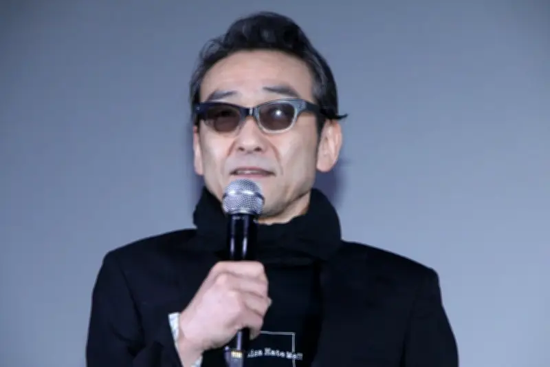 吹越満、嫉妬に身を焦がす主人公に共感「若い頃はブロック塀を殴ったり」映画『鍵』舞台挨拶