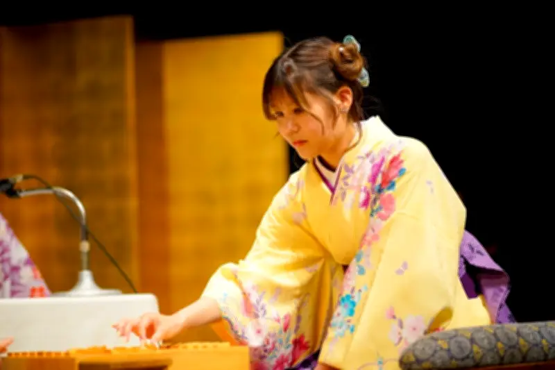 女流棋士の知と美、佐々木海法が逆転勝利 将棋イベントで熱戦